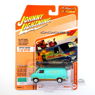 JOHNNY LIGHTNING Classic Gold Collection 1976 Dodge Tradesman Van Mint Green JLCG026B