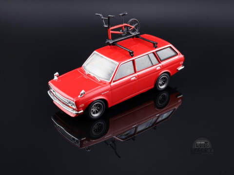 * Tarmac Works * Datsun Bluebird 510 Wagon * Red * +Bicycle * * Tarmac Works * Datsun Bluebird 510 Wagon * Red * +Bicycle *