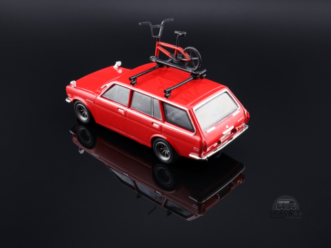 * Tarmac Works * Datsun Bluebird 510 Wagon * Red * +Bicycle * * Tarmac Works * Datsun Bluebird 510 Wagon * Red * +Bicycle *