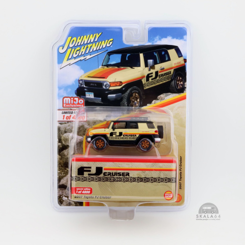 * Johhny Lightning * 2007 Toyota FJ Cruiser * Edycja Limitowana * Kolor beżowy * * Johhny Lightning * 2007 Toyota FJ Cruiser * Edycja Limitowana * Kolor beżowy *