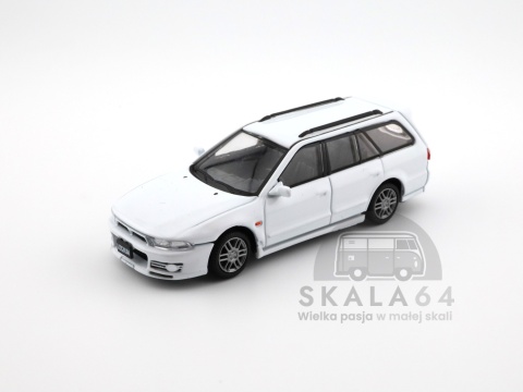 Model samochodu Mitsubishi Legnum Super VR4 WHITE LHD w skali 1:64 - przód