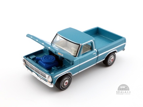 * GREENLIGHT * 1967 Ford F-250 * 1966 Ford Tunderbird Convertible * Enclosed Car Trailer * Thelma & Louise * * GREENLIGHT * 1967 Ford F-250 * 1966 Ford Tunderbird Convertible * Enclosed Car Trailer * Thelma & Louise *