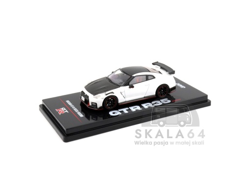Model samochodu Nissan GT-R R35 Nismo w skalu 1:64