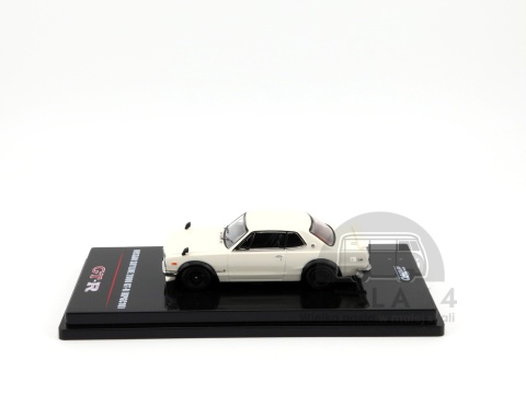 Model samochodu Nissan Skyline 2000 GT-R KPGC110 w skali 1:64