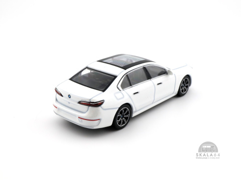 * MINI GT * BMW i7 xDrive60 * Mineral White * LHD * MGT00819-L * * MINI GT * BMW i7 xDrive60 * Mineral White * LHD * MGT00819-L *