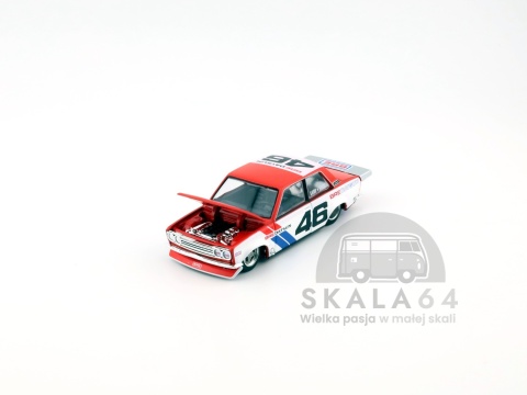 Model samochodu Kaido House 005 Datsun 510 Pro Street BRE 510 V1 w skali 1:64 - maska