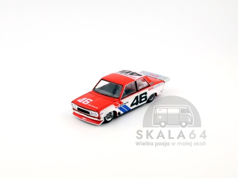 Model samochodu Kaido House 006 Datsun 510 Pro Street BRE 510 V2 w skali 1:64 - przód