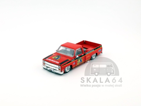 Model samochodu Kaido House 130 Chevrolet Silverado Clod Buster TAMIYA x KAIDO HOUSE w skali 1:64 - przód