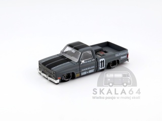 MINI GT Kaido House 160 Chevrolet Silverado Kaido V2 KHMG160 MiniGT