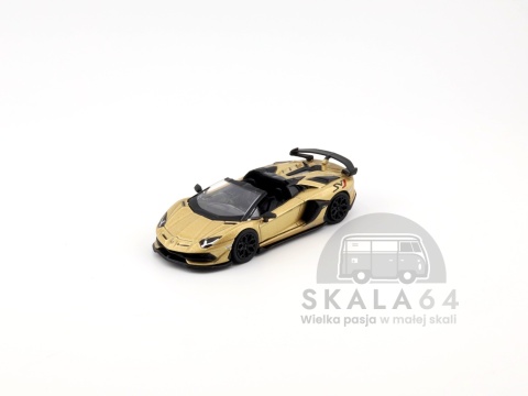 Model samochodu Lamborghini Aventador SVJ Roadster Oro Elios w skali 1:64 - przód