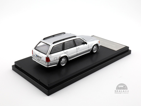 * MORTAL * Mercedes-Benz * E-Class * E300 * S124 * Silver * 1:64 * * MORTAL * Mercedes-Benz * E-Class * E300 * S124 * Silver * 1:64 *