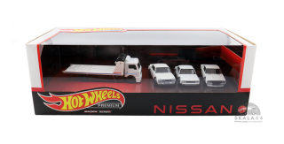 HOT WHEELS Premium Nissan Diorama HKC16 Skyline 2000GT-R LBWK, Skyline C210, Skyline HT 2000GT-X, Fleet Street