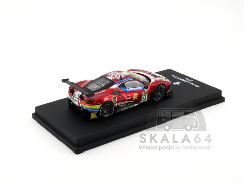 Model samochodu Ferrari 488 GTE Evo 2019 Red White Blue w skali 1:64 - tył