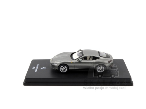 Model samochodu Ferrari Roma 2020 Grey w skali 1:64 - bok
