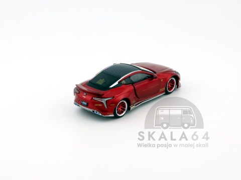 Model samochodu Lexus LC500 LB Works Metal Red Liberty Walk w skali 1:64 - tył
