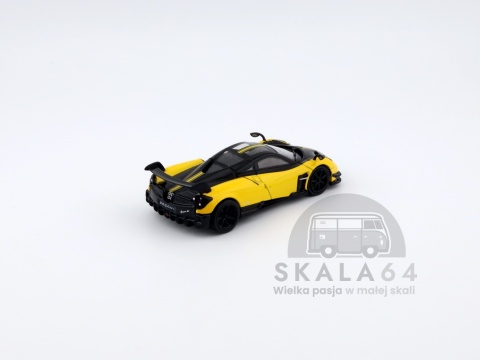 Model samochodu Pagani Huayra BC Giallo Limone w skali 1:64 - tył