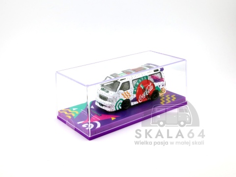 Model samochodu Toyota Hiace Wagon Custom Coca-Cola Delivery Van w skali 1:64 - gablotka