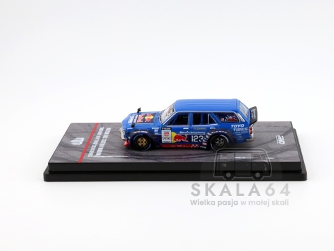 Model samochodu  Mad Mike 1976 Mazda RX3 RX-3 Station Wagon D1GP 2024 Series w skali 1:64 - bok