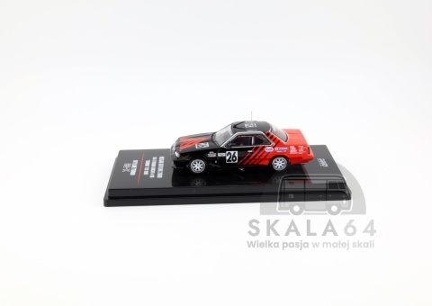 Model samochodu Nissan Skyline 2000 RS-X Turbo DR30 ADVAN JTC 1987 w skali 1:64 - bok
