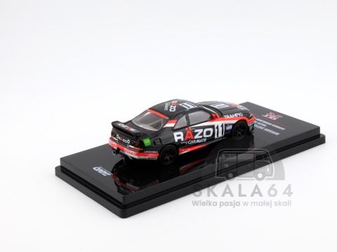Model samochodu Nissan Skyline GT-R R33 #11 Razo Trampio w skali 1:64 - tył