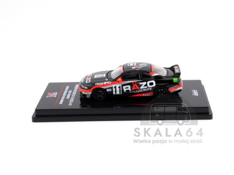 Model samochodu Nissan Skyline GT-R R33 #11 Razo Trampio w skali 1:64 - bok