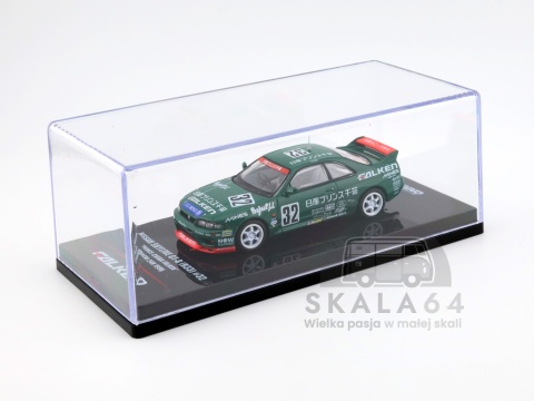 Model samochodu Nissan Skyline GT-R R33 #32 Prince Chiba Falken w skali 1:64 - gablotka