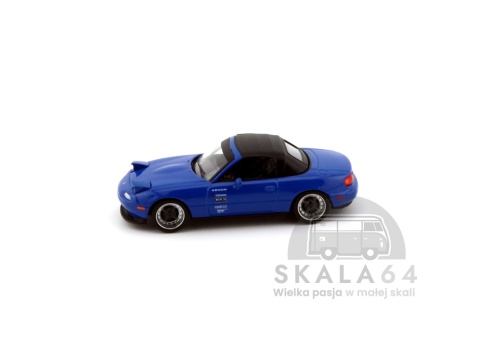 Model samochodu Mazda Miata MX-5 NA Tuned Version Dark Blue w skali 1:64 - bok