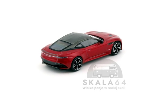 Model samochodu Aston Martin DBS Hyper Red w skali 1:64 - tył