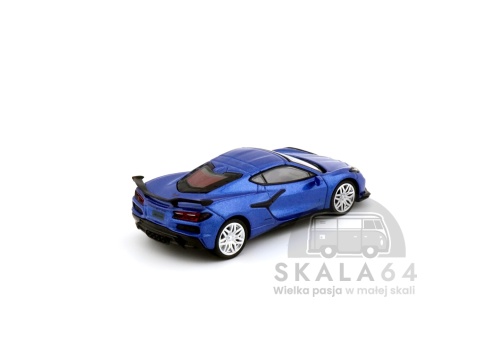 Model samochodu Chevrolet Corvette Z06 2023 Elkhart Lake Blue Metallic w skali 1:64 - tył