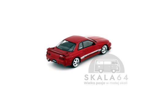 Model samochodu Nissan Skyline GT-R R32 VeilSide Combat C-I Gem Red w skali 1:64 - tył