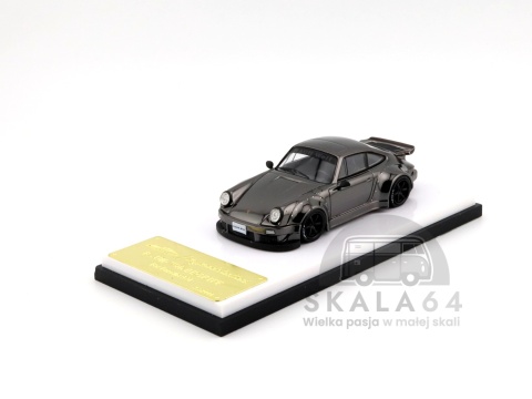 Model samochodu Porsche 911 RWB 930 RAUH-Welt Akira Nakai Chrome Gray w skali 1:64 - przód