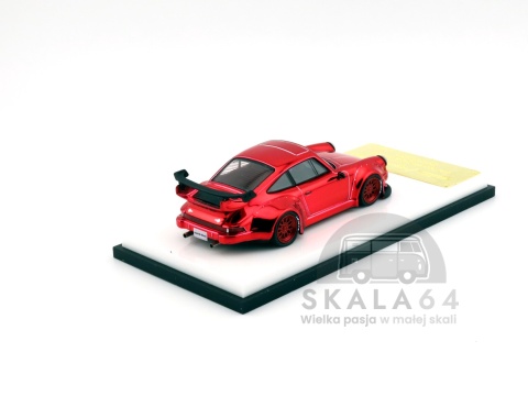 Model samochodu Porsche 911 RWB 930 RAUH-Welt Akira Nakai Chrome Red w skali 1:64 - tył