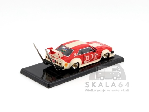 Model samochodu Nissan Skyline C210 Kaido Racer Bosozoku Style Coca-Cola w skali 1:64 - tył