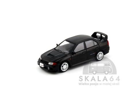 Model samochodu Mitsubishi Lancer Evolution EVO IV Pyrenees Black Pearl w skali 1:64 - przód