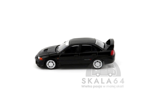 Model samochodu Mitsubishi Lancer Evolution EVO IV Pyrenees Black Pearl w skali 1:64 - bok