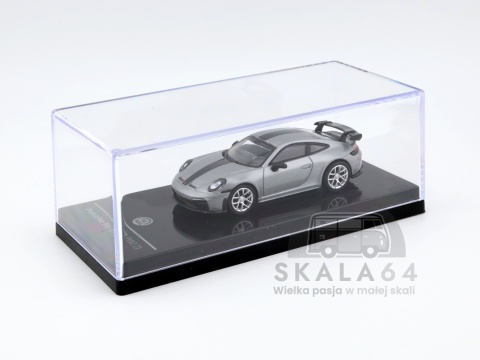 Model samochodu 2025 Porsche 911 GT3 992.2 GT Silver Metallic w skali 1:64 - gablotka