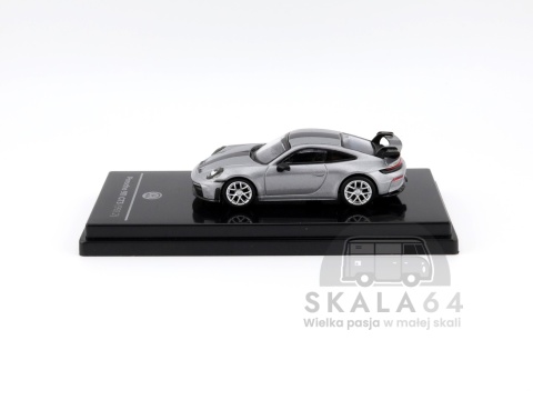 Model samochodu 2025 Porsche 911 GT3 992.2 GT Silver Metallic w skali 1:64 - bok