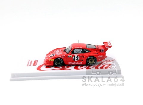 Model samochodu Porsche 935 K3 24h of Le Mans 1981 Akin Miller Siebert Coca-Cola w skali 1:64 - bok