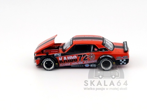Model samochodu Nissan Skyline 2000GT-R Kaido Racing V1 w skali 1:64 - maska