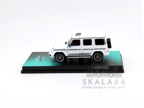 Model samochodu Mercedes-AMG G 63 White w skali 1:64 - bok