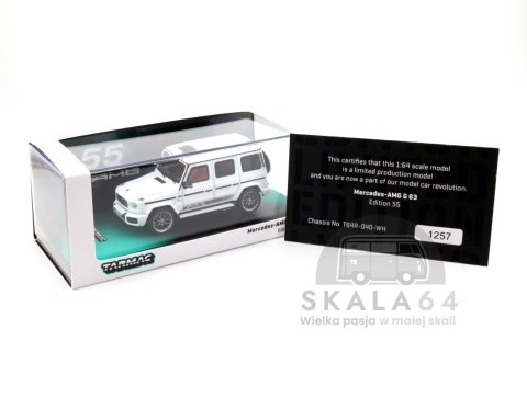 Model samochodu Mercedes-AMG G 63 White w skali 1:64 - numer