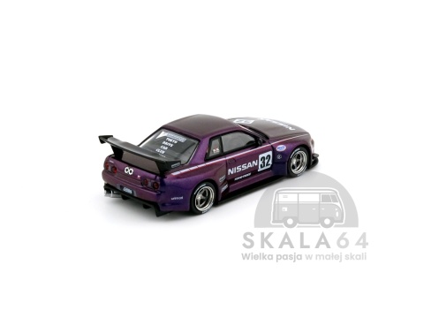 Model samochodu Nissan Skyline R32 Widebody Midnight Purple w skali 1:64 - tył