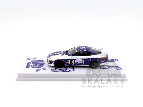 Model samochodu Toyota Supra Billionaire Boys Club Limited Edition w skali 1:64 - bok