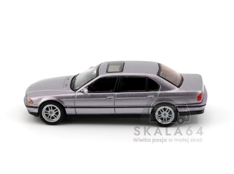 MINI GT BMW 750IL Aspen Silver Matallic LHD MGT00792-L MiniGT