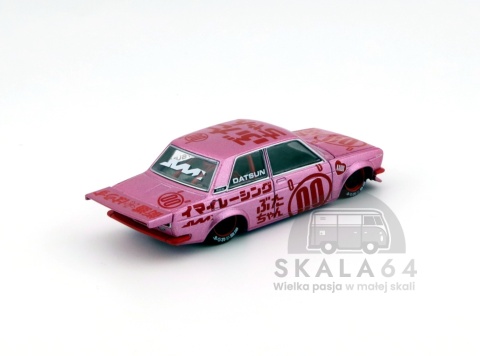 Model samochodu Datsun 510 Pro Street Buta V1 w skali 1:64 - tył