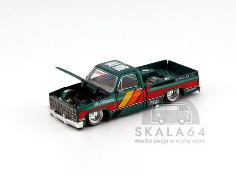 Model samochodu Chevrolet Silverado Kaido Works V3 w skali 1:64 - maska