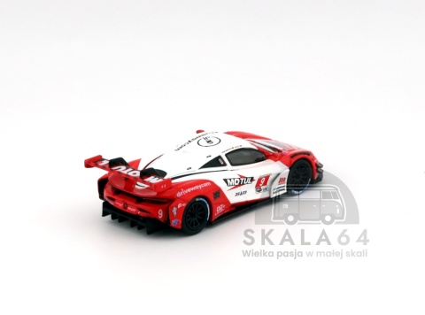 Model samochodu McLaren 720S GT3 EVO 2024 IMSA Laguna Seca Pfaff Motorsports w skali 1:64 - tył