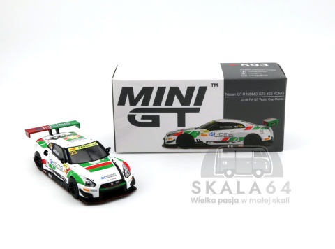 Model samochodu Nissan GT-R Nismo #23 KCMG 2018 FIA GT World Cup Macau w skali 1:64 - pudełko