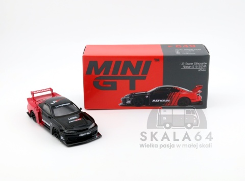 Model samochodu Nissan LB-Super Silhouette S15 Silvia ADVAN w skali 1:64 - pudełko
