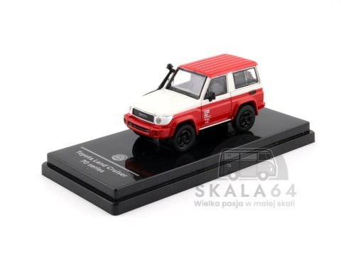 PARA64 Toyota Land Cruiser 71 SWB 2023 Auto Salon 1:64 PA-55563